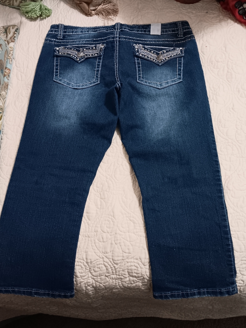 Maurices Dark Blue Capris with Embellished Back Pocket - Picture 3 of 4